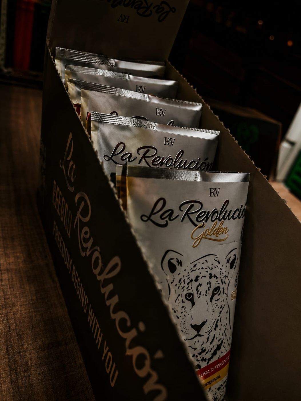 Pacotes de tabaco La Revolución Golden